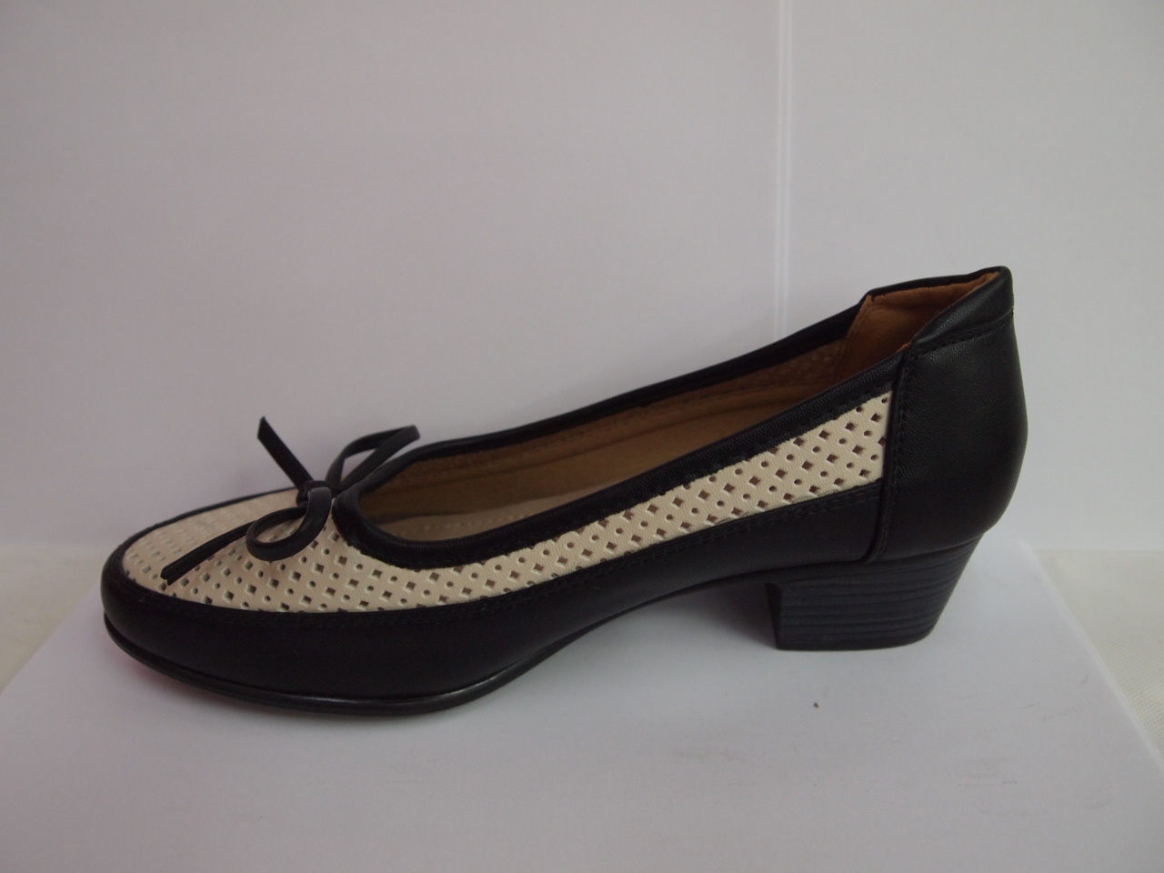 BE-28 ( SIZE 37/41 )