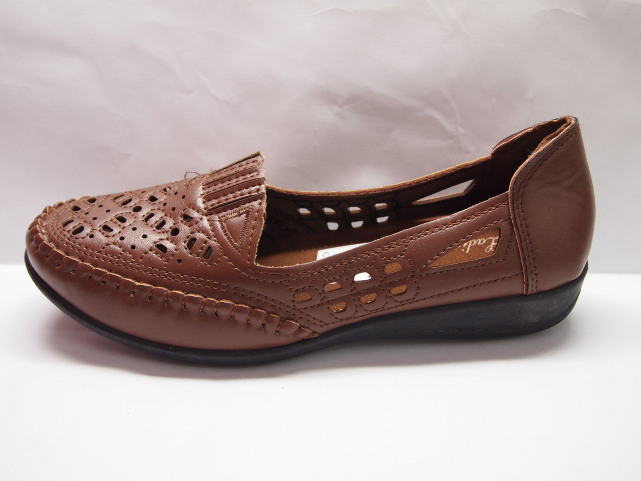 A902 ( SIZE 37/42 )